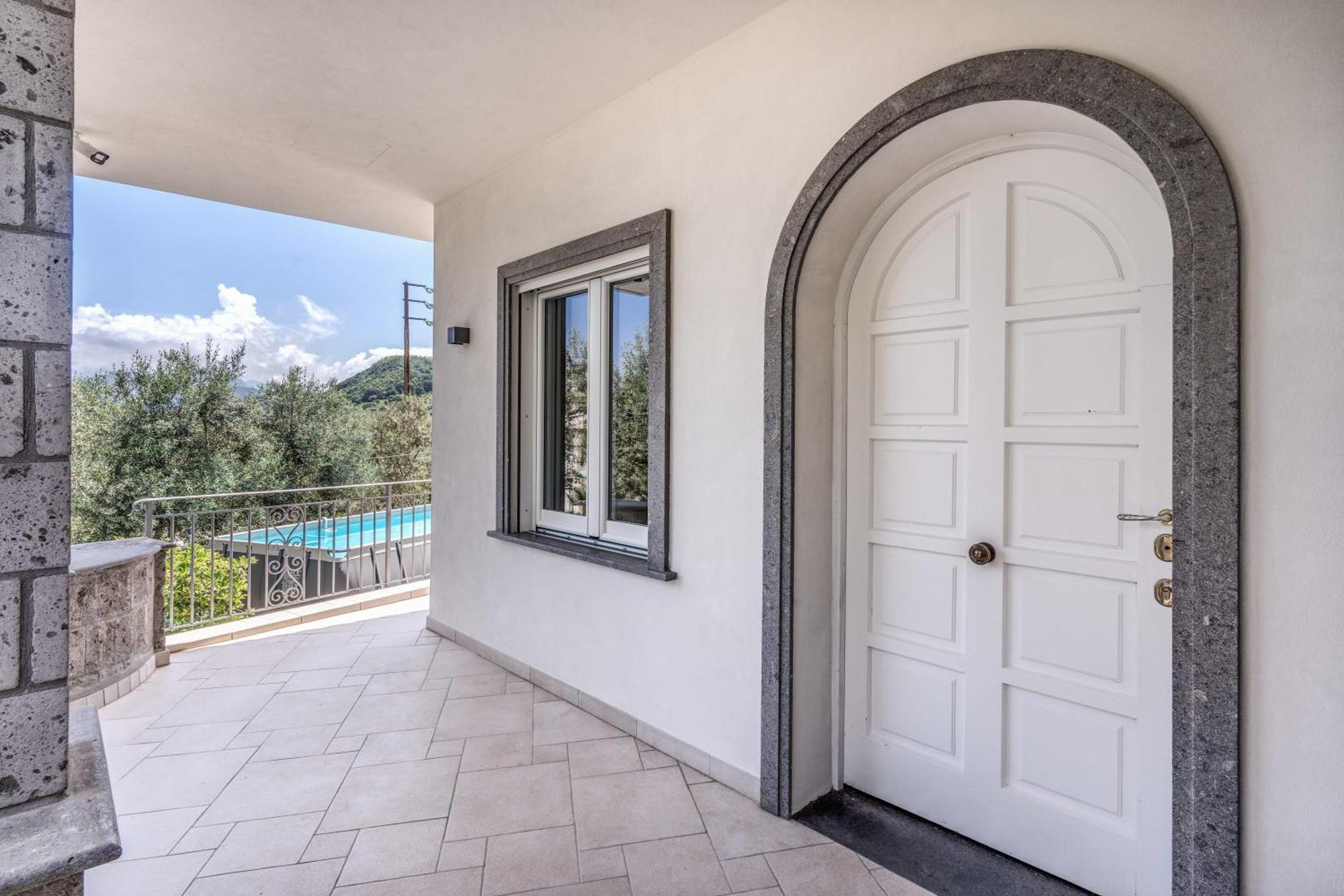 Villa Milena Modern Elegance Views And Guest Services Sorrento Eksteriør bilde